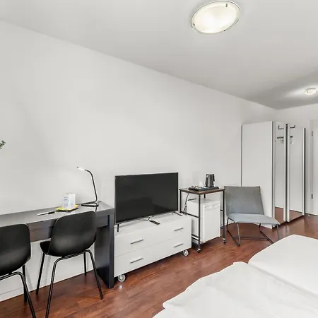 Hotel Parkvilla Puschendorf, 24-7 Self-check-in